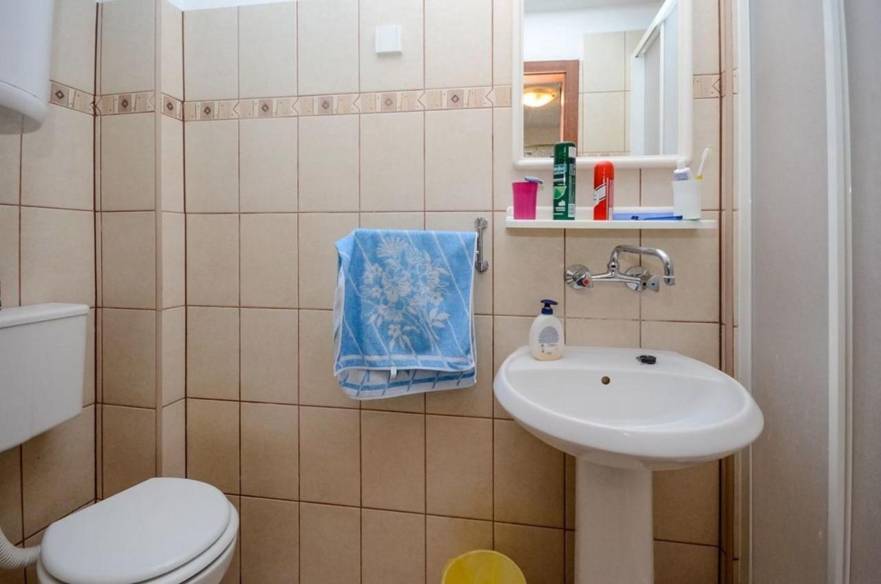 Apartments Lucia セニ エクステリア 写真