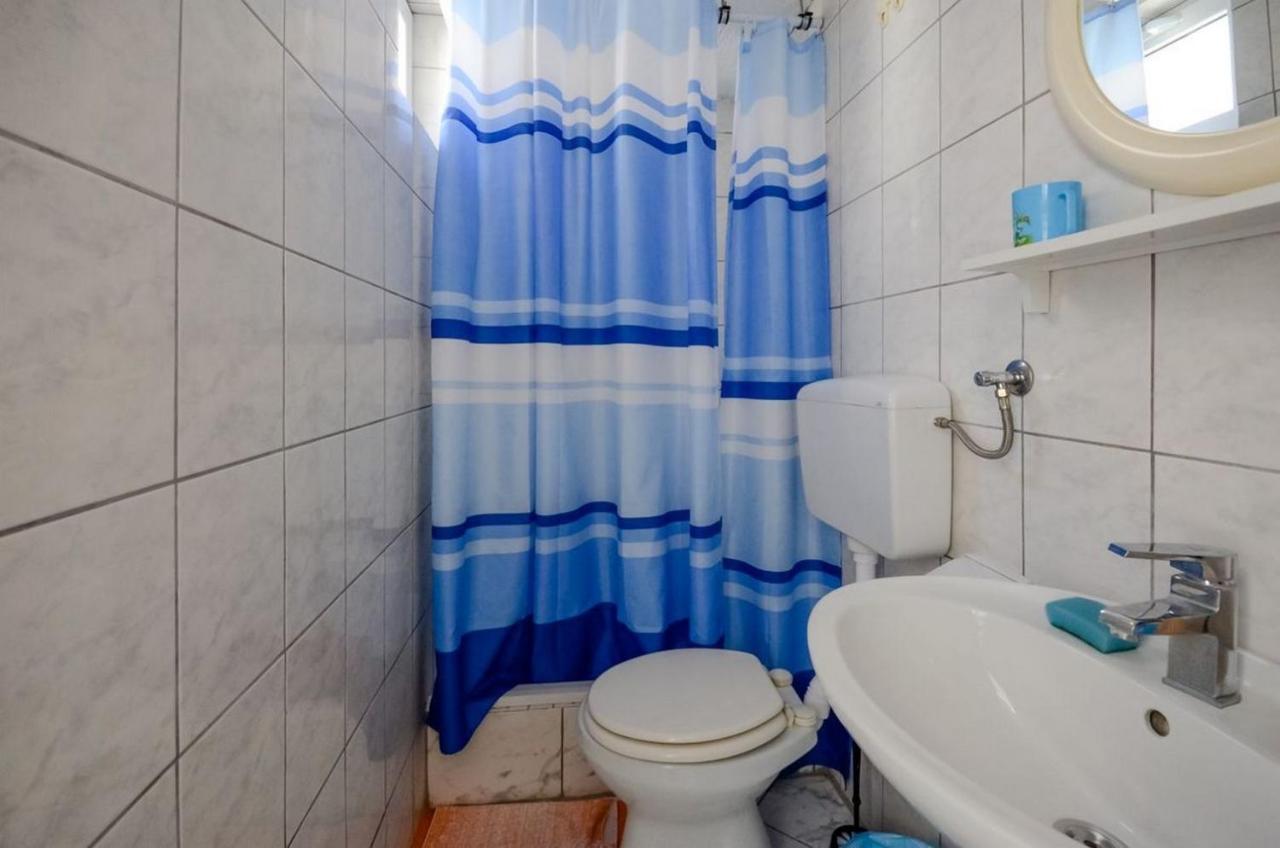 Apartments Lucia セニ エクステリア 写真